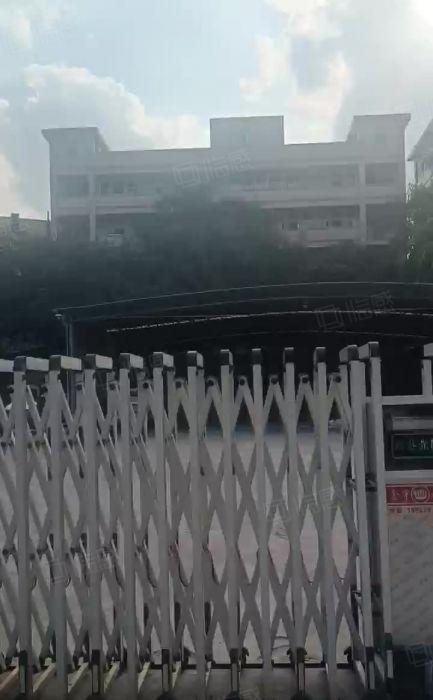 东城温塘工业园新出独院低价出租。