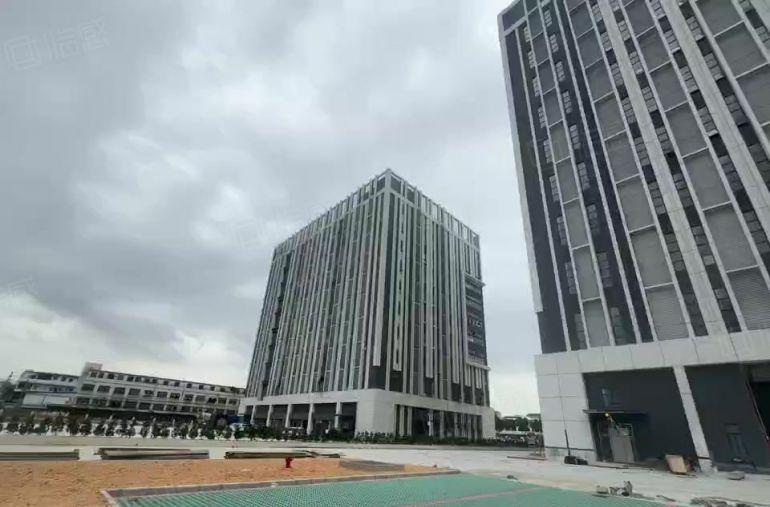 虎门靠近长安全新厂房，大小可以分租，形象好空地大证件齐全环评