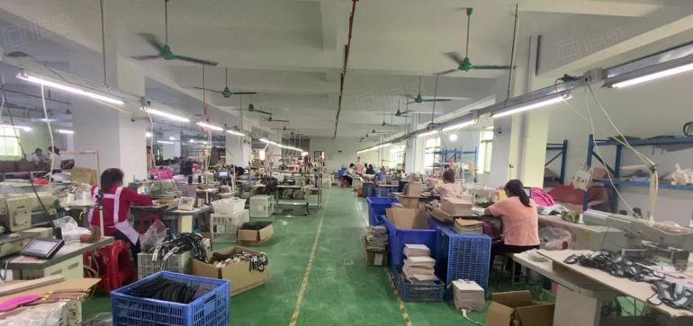 厚街镇1400平原房东易招工交通方便实际面积出租2吨货梯