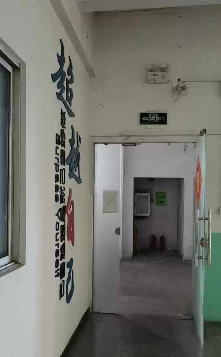 厚街赤岭园区厂房二楼精装办公现成水电1250平方整层低价出租
