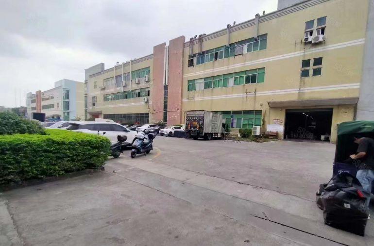 塘厦大坪新出一楼1200平物流仓，空地大，可进拖挂车，水电齐
