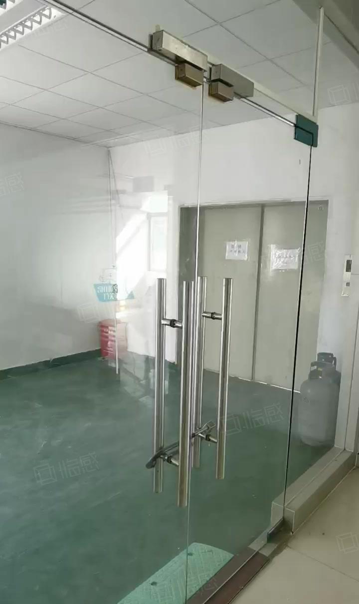 塘厦科苑城新出厂房 现成水电现成办公室 形象佳 易招工