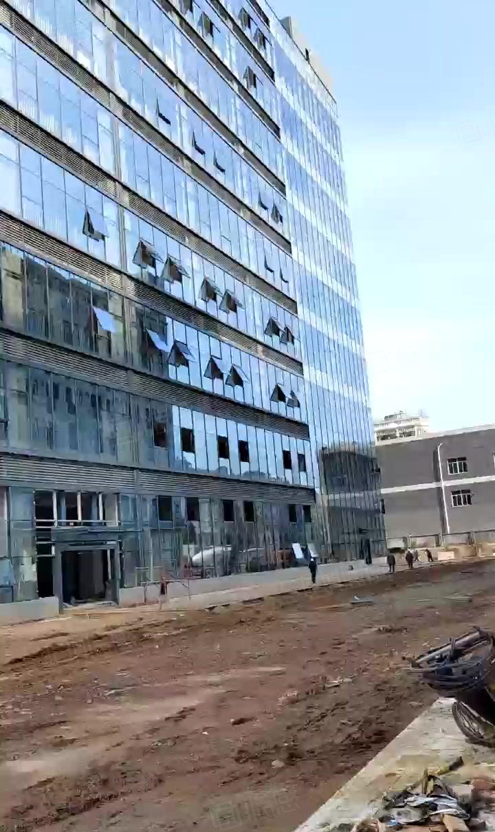 寮步靠近松山湖全新重工业园区78500平玻璃外墙大小可分租