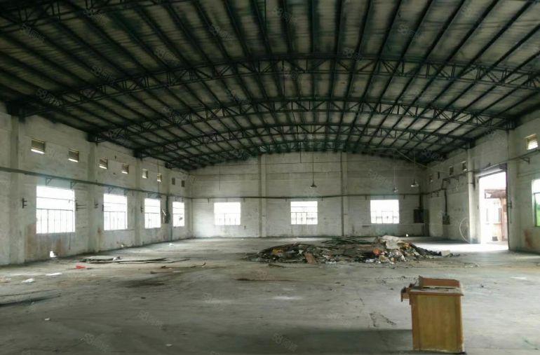寮步 石龙坑 600平 仓库出租,可分租，有院子空地大
