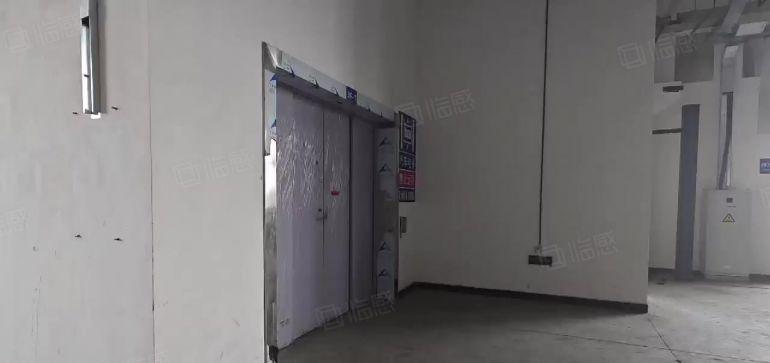松山湖区域石大路高速口，全新红本重工厂房出租