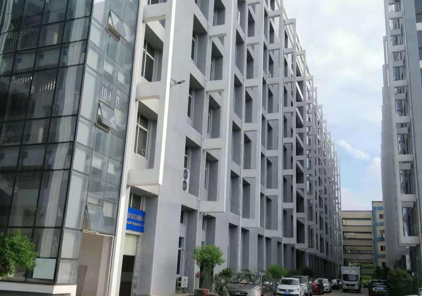 深圳靠近东莞黄江2500平米厂房16元起！开发商直租无中介！