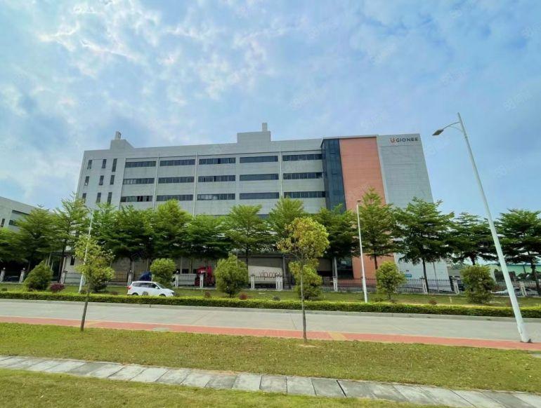 大岭山高大上形象标准厂房出租装修600万现成的不用再铺电线