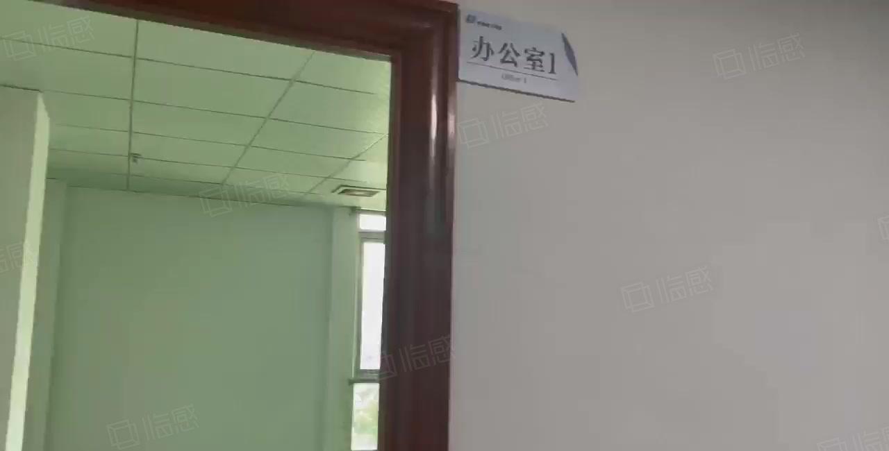 大岭山原房东低价800平厂房出租仓库出租，水电办公室齐全