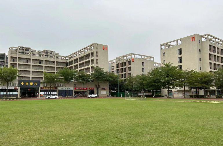 大岭山高大上形象标准厂房出租装修600万现成的不用再铺电线