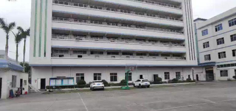 东莞市红本标准独院厂房出租，现成装修，带牛角，车位充足