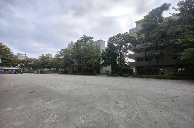清溪镇银湖工业区花园式原房厂房出租
