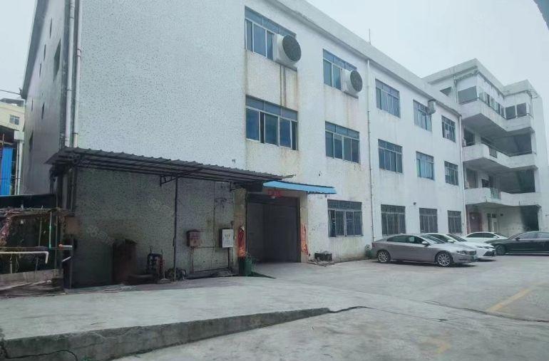 小金口厂房出租，原房东红本现成烤漆房带设备无转让费价格美丽