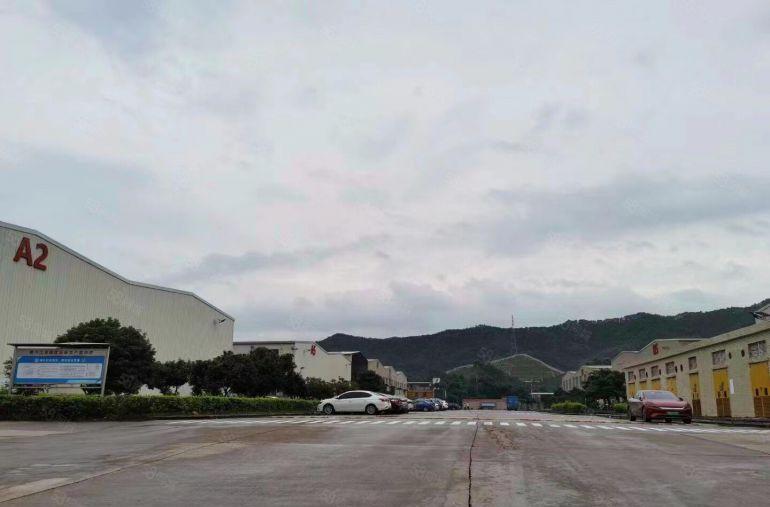 惠州市小金口独院钢构19,300平方2000平方起出租。