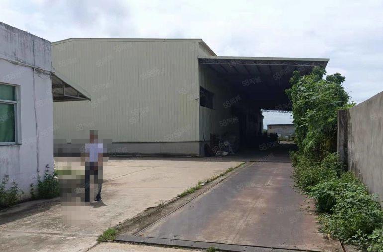 新湖工业区~~~独院钢构3500平，滴水7米~大路边空地大~