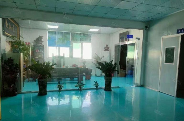 惠阳秋长新出400平标准厂房出租，带精装修。