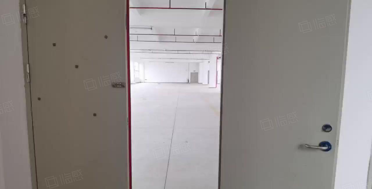 三和经济开发区1000工业园厂房招租，交通方便。拖车可掉头