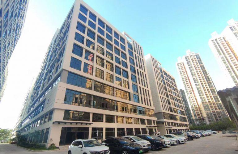 惠阳镇隆厂房新出3千平方带装修厂房低价出租可分租高速路口