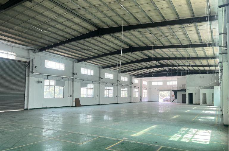 新墟原房东厂房出租独院适合抽粒注塑电子五金冲压机械设备家具等