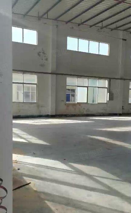 可独门独院钢构厂房出租 可办环评 滴水8米高 带空地3千平方
