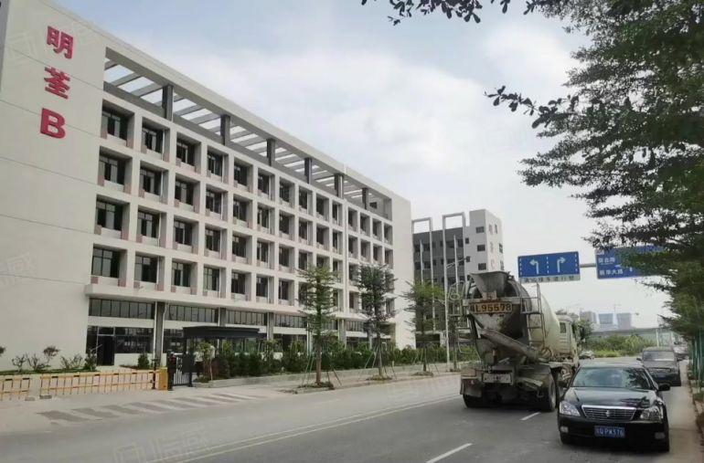 13元块。镇隆出原房东1000平方厂房仓库低价出租大小可分租