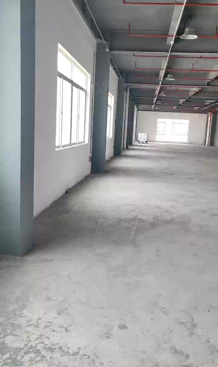 园区环境优美，证件齐全，方便大车进出，租金美丽