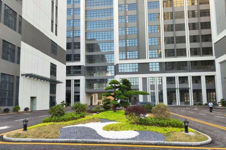 10块！大亚湾2W平原房东精装修厂房仓库出租1000平方起分