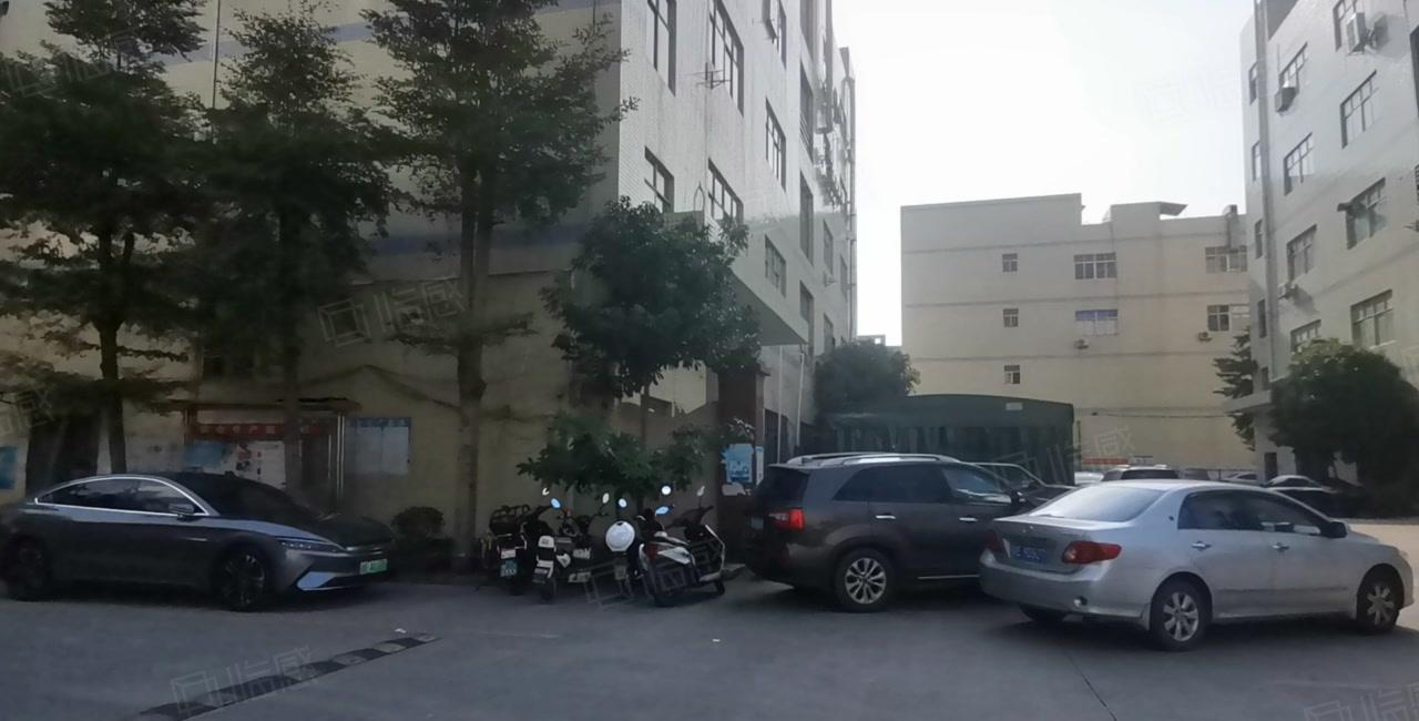 圆洲上南工业区楼上2000平厂房仓库出租原房东10元起可分租