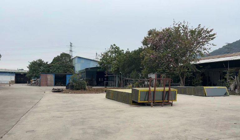4000平方的厂房配有6000平方的空地