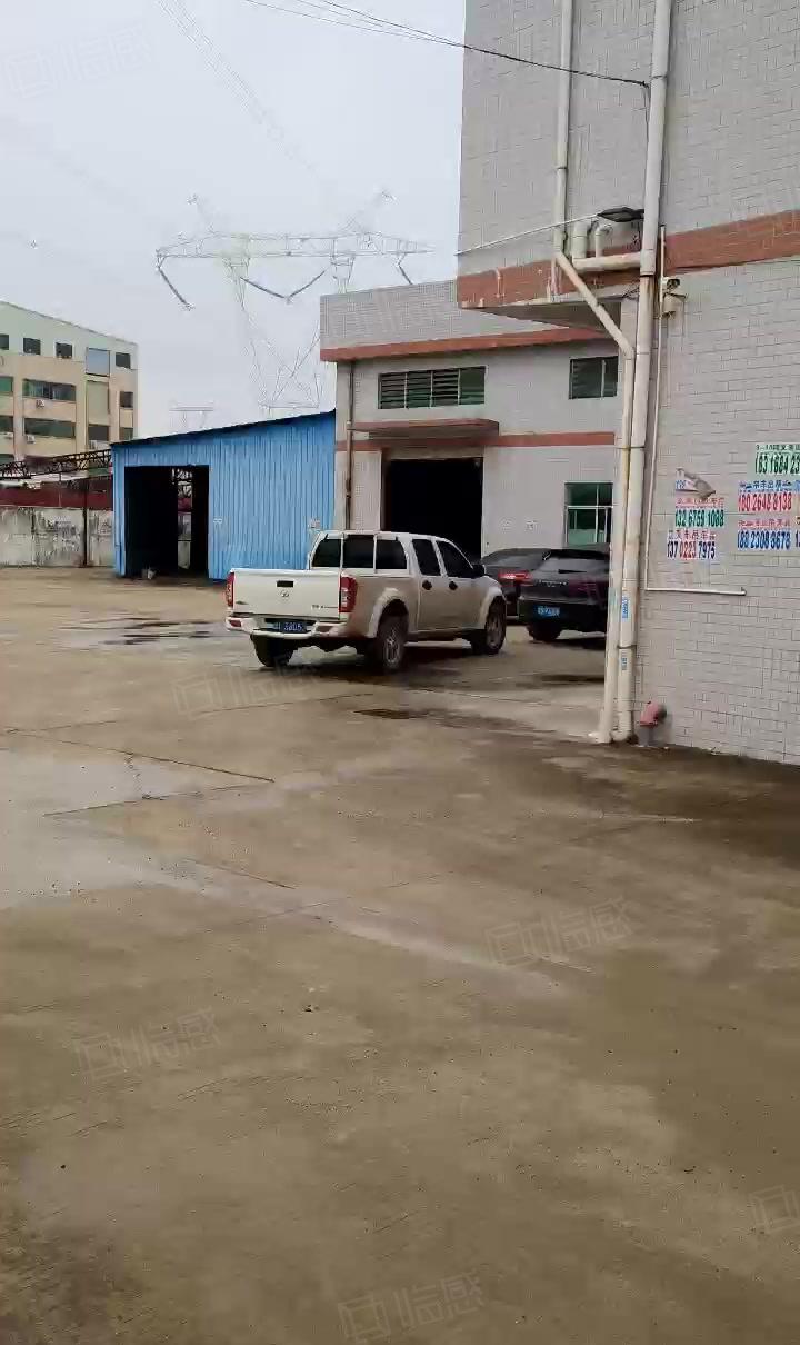 石湾镇新出砖墙到顶经典小独院单一层，证件齐全。