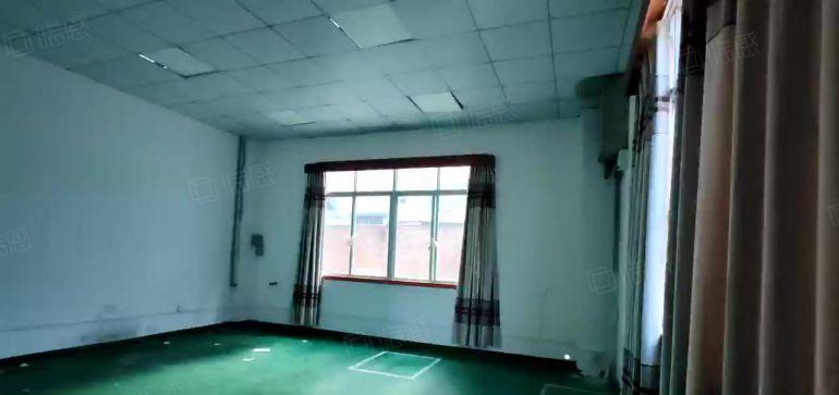 园洲上南新空出单一层2036平，现成地坪漆办公室装修带牛角