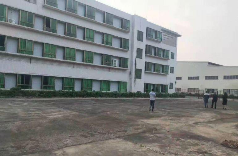 博罗县石湾镇新出独院厂房1万平方带房产证空地7千平方有证