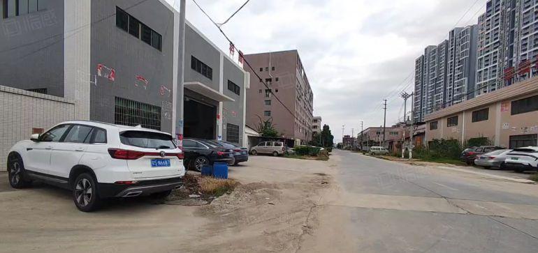 新出原房东自带航车2部单一层厂房出租