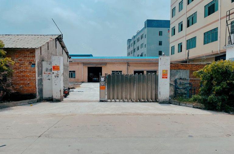 博罗石湾原房东独院单一层低价出租，车间1500平方，空地超大