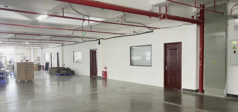陈江工业区新出楼上现成装修3000平办公室仓库厂房低价出租