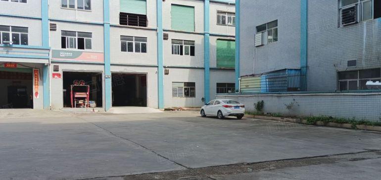 陈江镇原房东独院8000方厂房出租可分租有货梯带消防