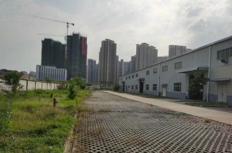 独门独院钢结构厂房仓库5000平18块出租，滴水10米。可分