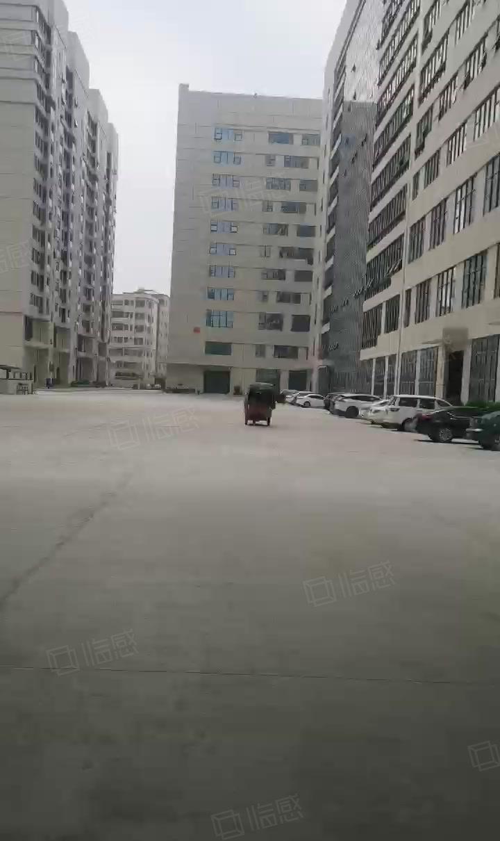陈江东升工业区全新十万平米红本产权工业园招租！分租一千平米起
