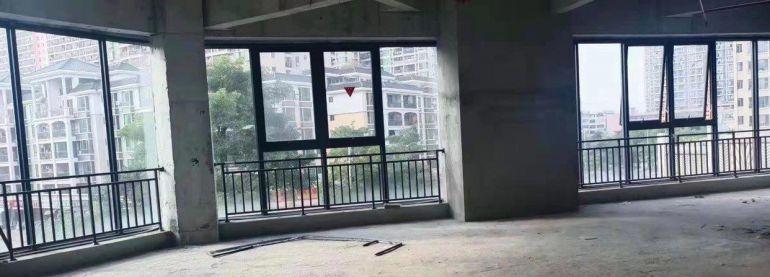性价比超高市中心旺位