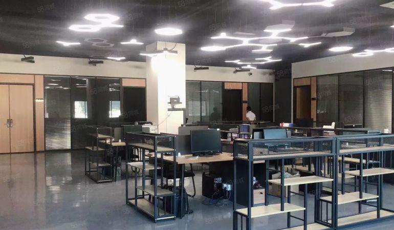 虎门镇南柵附近楼上现成无尘车车间出租，豪华装修办公室