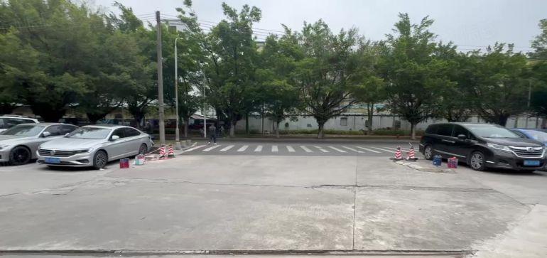 塘厦原房东大型工业园区新出楼上800平精装修办公室仓库出租
