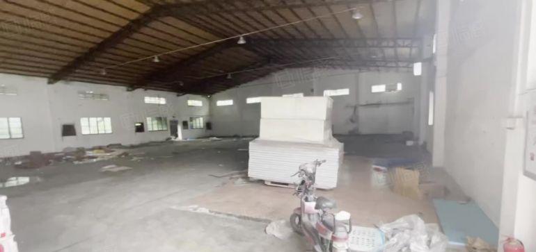 万江新村单一层1000平方厂房水电齐全有现成办公室和宿舍配套
