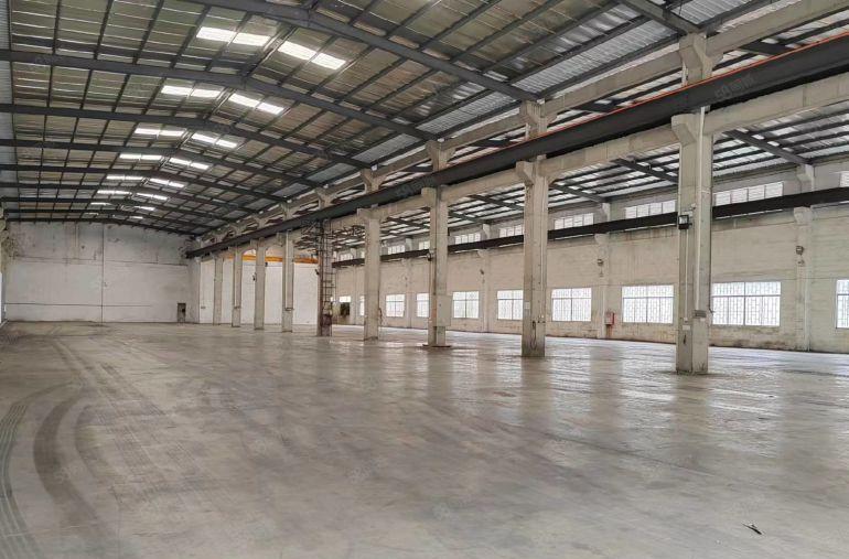 大朗独院单一层厂房出租2000平方，滴水9米，水电齐全，空地