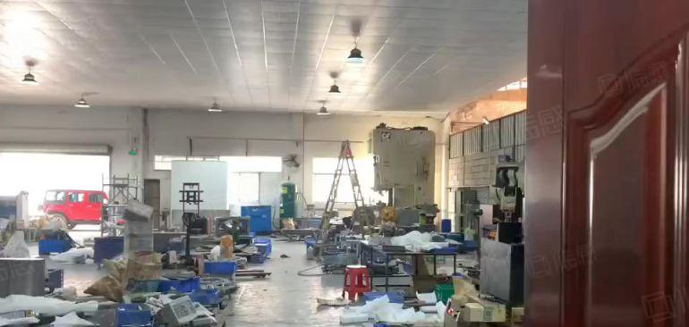 超低价厂房出租 大岭山镇杨屋村单一层带装修800平 水电齐全