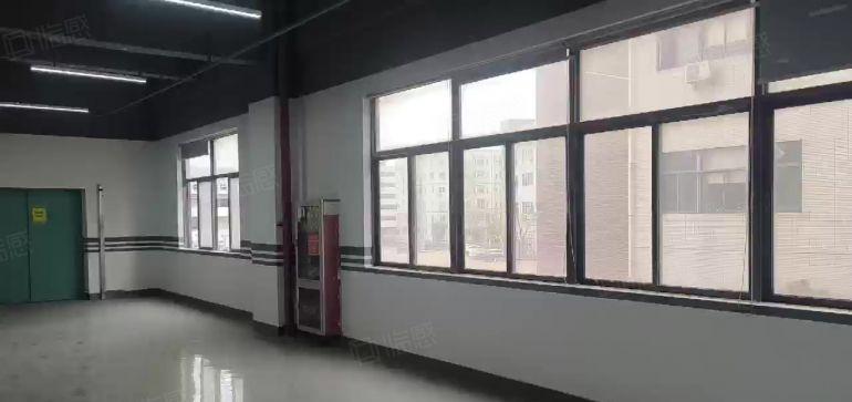 清溪原房东带精装修一二楼各2000平，200平起分租水电齐全