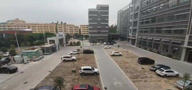 清溪标准厂房二楼150平主线到车间，有地坪漆，层高5米