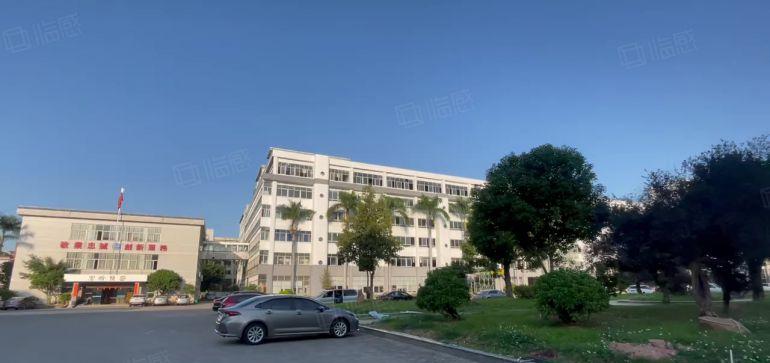 高埗镇 低涌产业园厂房低价出租1000平方空地大形象好可分租