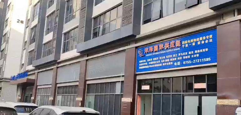 福永地铁口原房东直租楼上整层1500方无尘车间