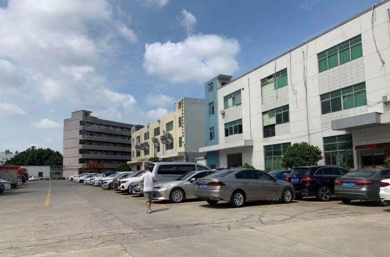 红星宝安大道旁一楼350平精装修厂房出租