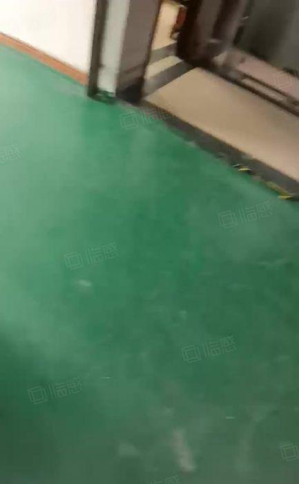 固戍地铁口旁一手房东整层带装修1500平水电齐全电网入户