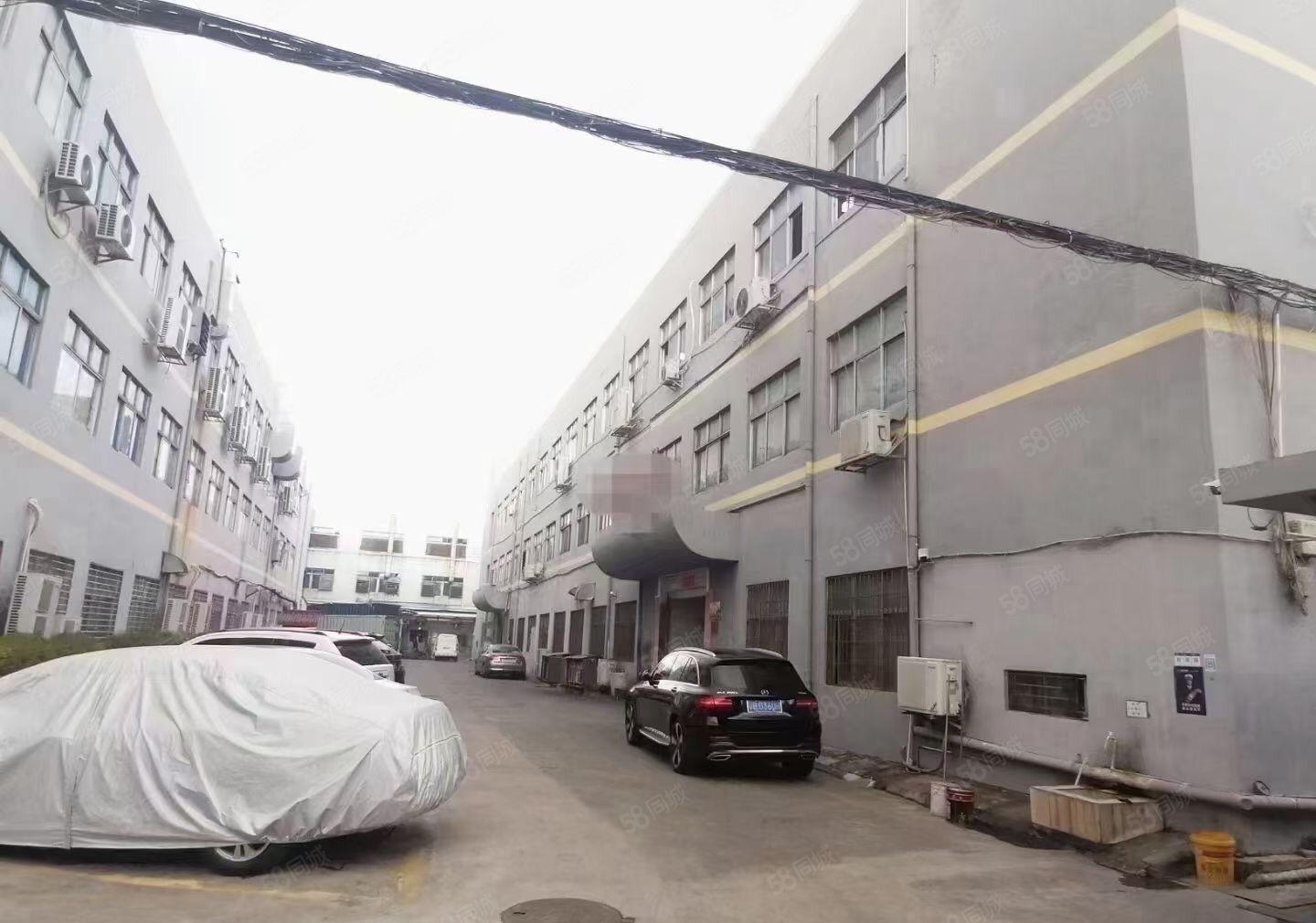 沙井东环路黄埔工业区独院厂房二楼整层2600平，带精装修